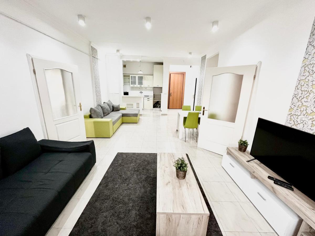 Fashionstreet Corso Apartment Budapest Bagian luar foto